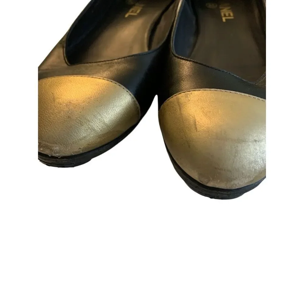 Chanel Cambon leather ballet flats gold cap toe women's size 38.5 US 8